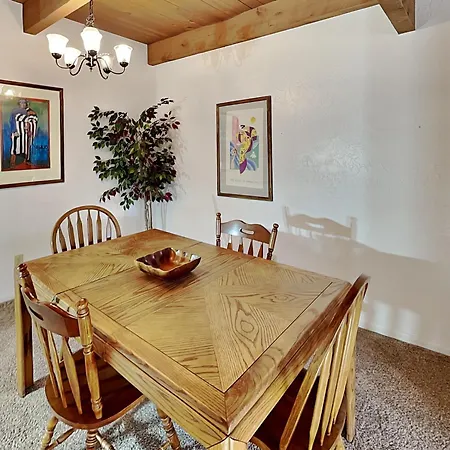 Artist Road #18 Apartment Santa Fe